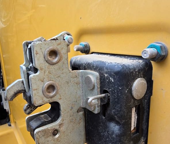 WhatsApp Image 2025-04-23 at 2.52.10 PM (4)