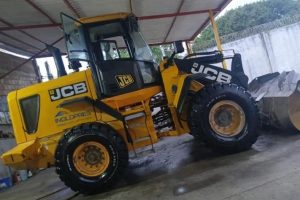 CARGADOR FRONTAL JCB (2)